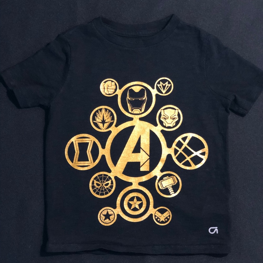 GAP Kids Avengers shirt